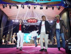 Panggung Hiburan Festival Raimuti 2026 Meriahkan Malam Puncak, Perkuat Kebersamaan TNI dan Rakyat