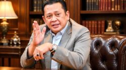 Dua Sisi Mata Uang Pendidikan Nasional: Kesejahteraan Guru dan Menembus Keterbatasan Digital