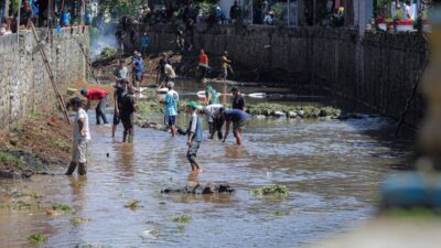 Pemkot Bandung Waspadai Ancaman Sampah dan Banjir Jelang Musim Hujan, Sinergi Kewilayahan Diuji