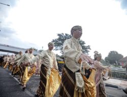 Pawai Budaya HJKB 216: Antara Unjuk Kreativitas Wilayah dan Tantangan Manajemen Kota