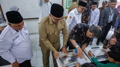 ​BAZNAS Kota Bandung Himpun Rp23 Miliar dan Salurkan Rp17 Miliar, Farhan Dorong Optimalisasi Potensi ZIS